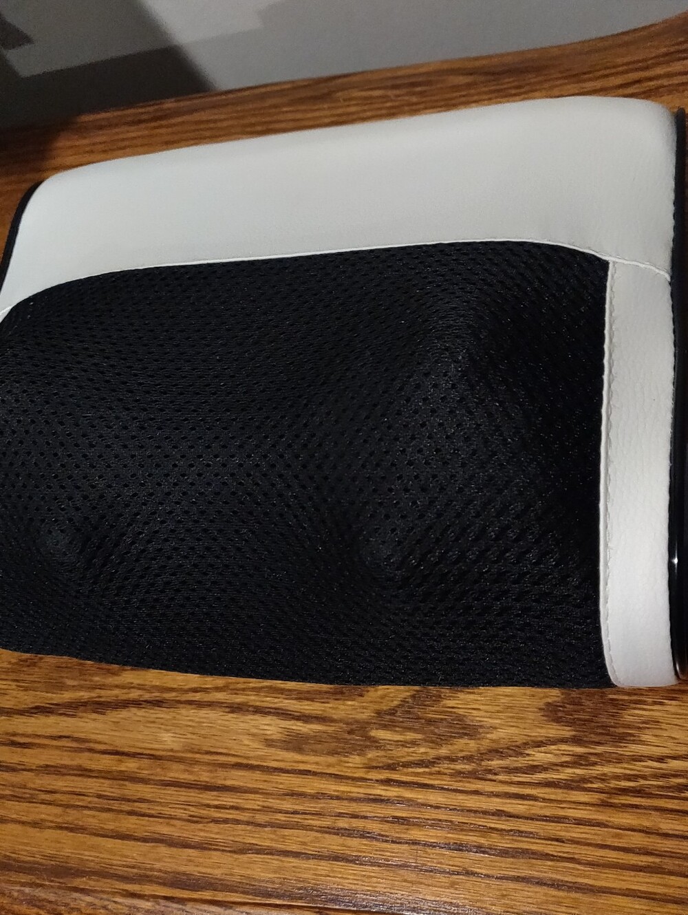 Neck Massager Plug In Zippered Case. Controls On Side For Massage Intensity/Heat
